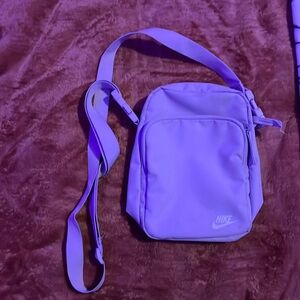 nike corssbody bag